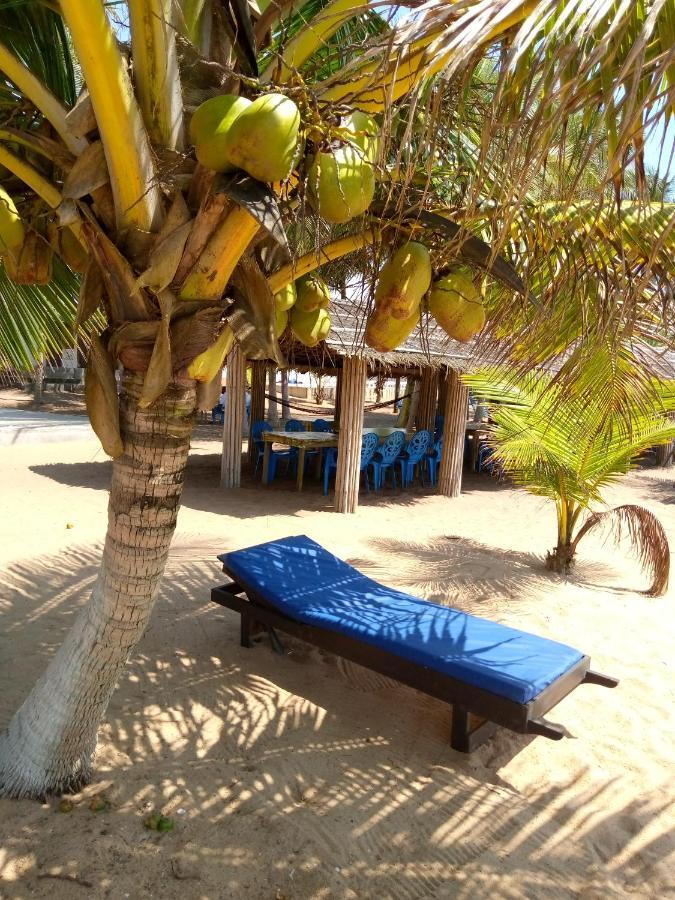 Piccola Beach Sassako Begniny Exterior photo