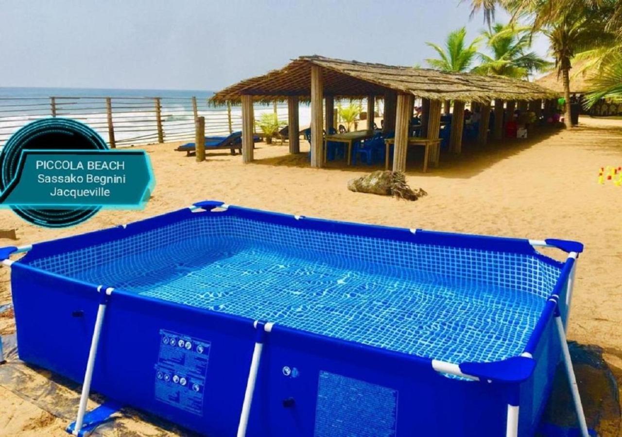 Piccola Beach Sassako Begniny Exterior photo